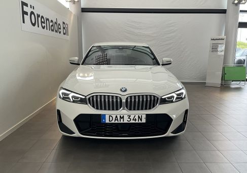 BMW 330, 2025 2