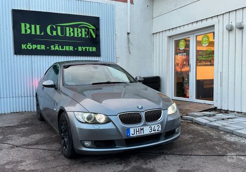 BMW 325, 2007