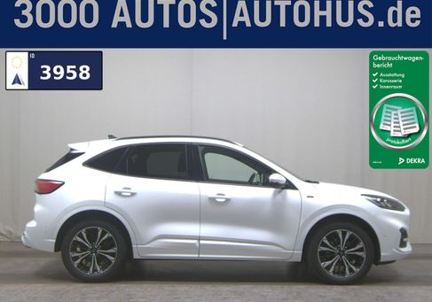 Ford Kuga, 2022