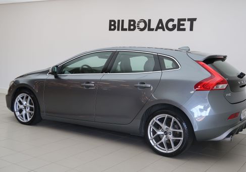 Volvo V40, 2019