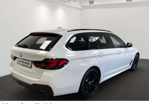 BMW 520, 2023 3
