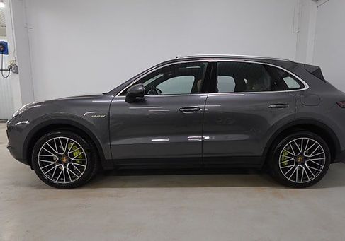 Porsche Cayenne, 2020