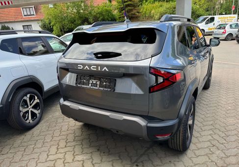 Dacia Duster, 2025