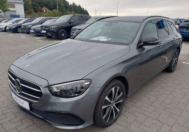 Mercedes-Benz E 300, 2021