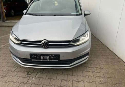 Volkswagen Touran, 2022 3