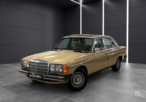 Mercedes-Benz 200, 1983