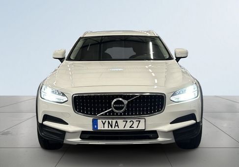 Volvo V90 Cross Country, 2019