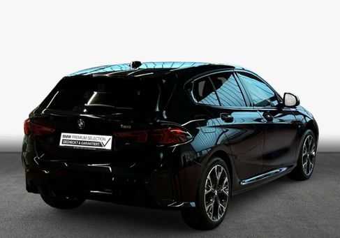 BMW 120, 2025 2
