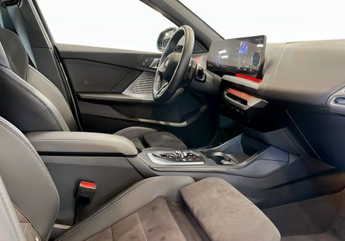 BMW 120, 2026 3