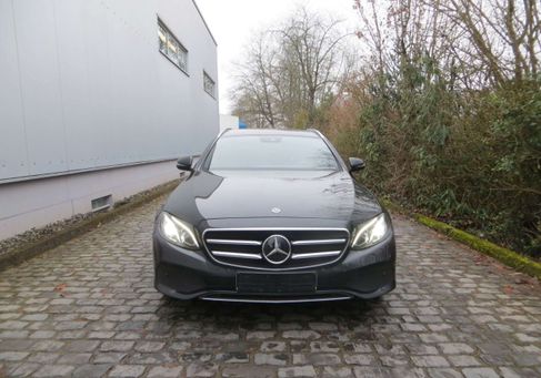 Mercedes-Benz E 400, 2019