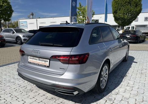 Audi A4, 2022