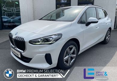 BMW 220, 2025