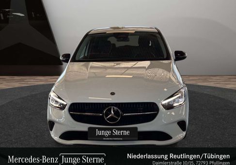 Mercedes-Benz B 180, 2026 3