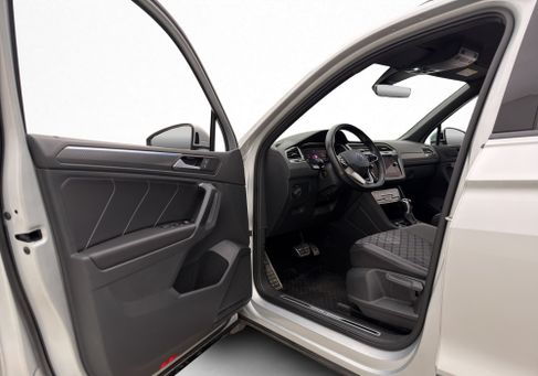 Volkswagen Tiguan, 2021 3