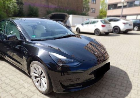 Tesla Model 3, 2021