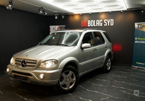 Mercedes-Benz ML 55 AMG, 2004