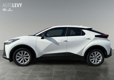 Toyota C-HR, 2024 3