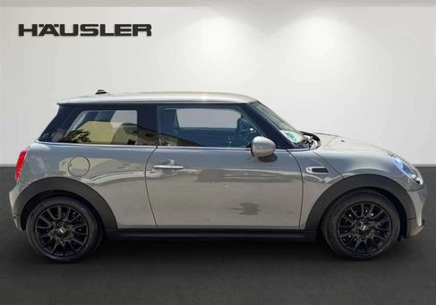 MINI ONE, 2019