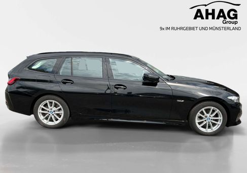 BMW 320, 2022