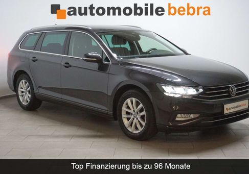 Volkswagen Passat, 2023