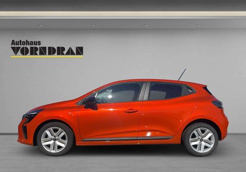 Renault Clio, 2024 3