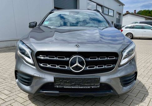 Mercedes-Benz GLA 220, 2017