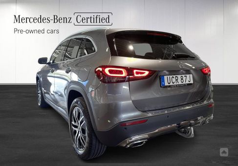 Mercedes-Benz GLA 200, 2020
