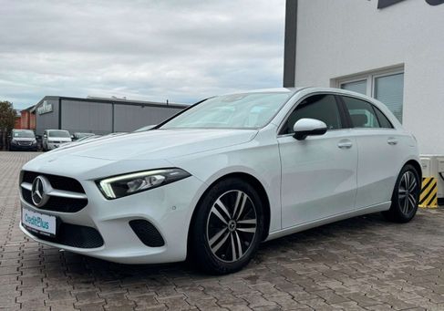 Mercedes-Benz A 160, 2021 3