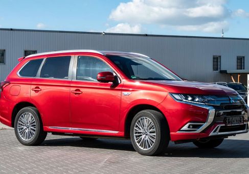 Mitsubishi Outlander, 2021 2