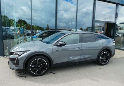 Peugeot 408, 2025