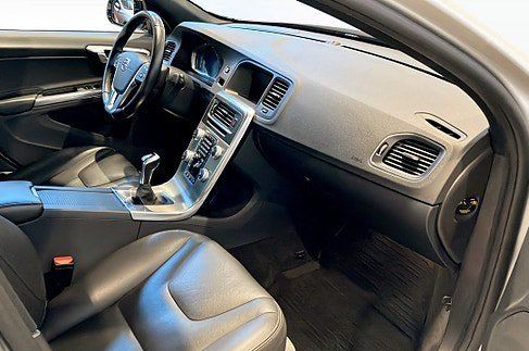 Volvo S60 Cross Country, 2017