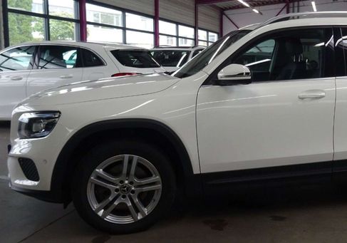 Mercedes-Benz GLB 200, 2021