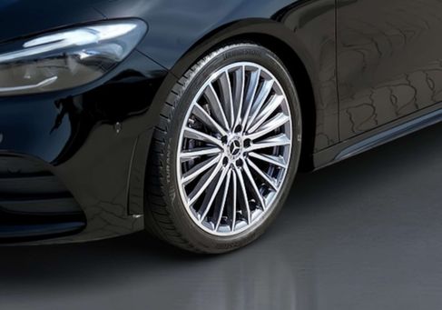 Mercedes-Benz B 200, 2023