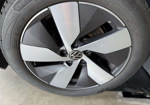 Volkswagen Passat Variant, 2025