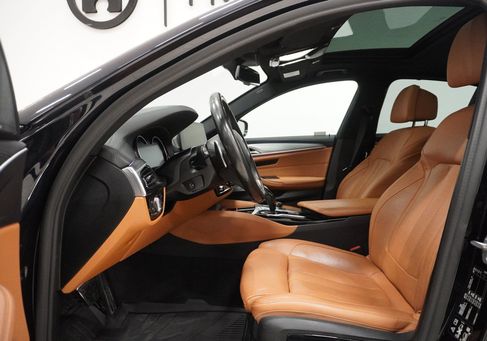 BMW M550, 2018 2