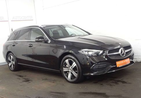 Mercedes-Benz C 300, 2023 3