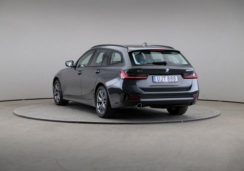 BMW 320, 2022