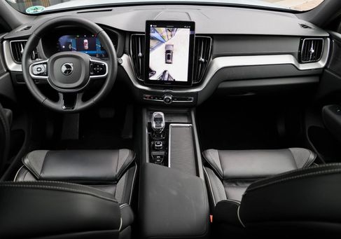 Volvo XC60, 2025 2