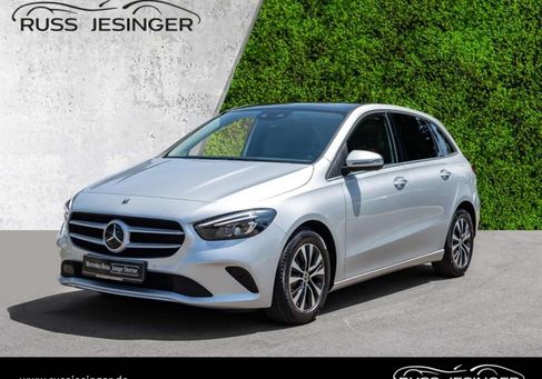 Mercedes-Benz B 180, 2021