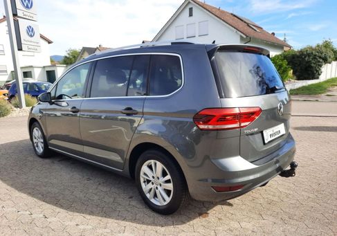 Volkswagen Touran, 2019 3