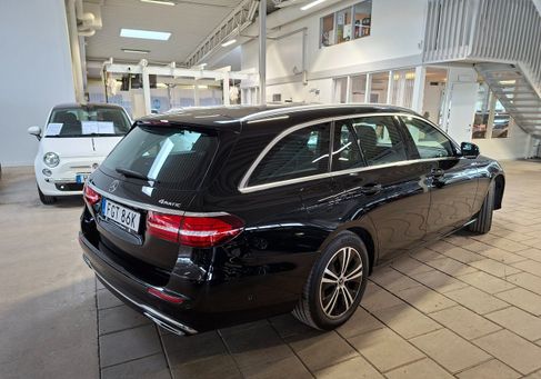 Mercedes-Benz E 220, 2021 3
