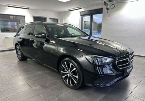 Mercedes-Benz E 300, 2021