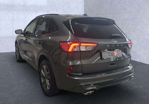 Ford Kuga, 2022