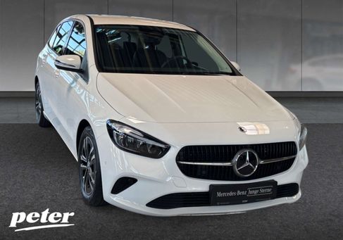 Mercedes-Benz B 180, 2025