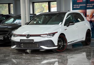 Volkswagen Golf, 2022