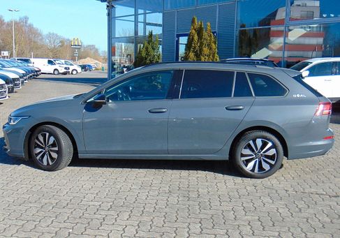 Volkswagen Golf, 2024 2