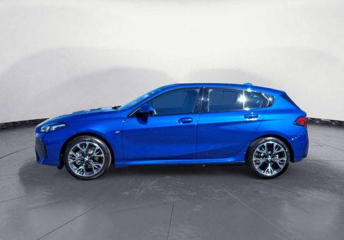 BMW 120, 2025