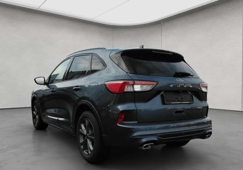 Ford Kuga, 2022