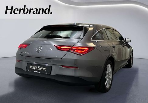 Mercedes-Benz CLA 250, 2021
