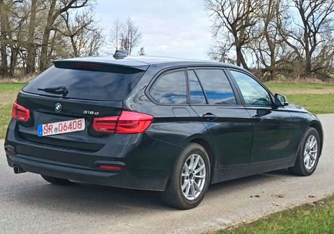 BMW 318, 2018